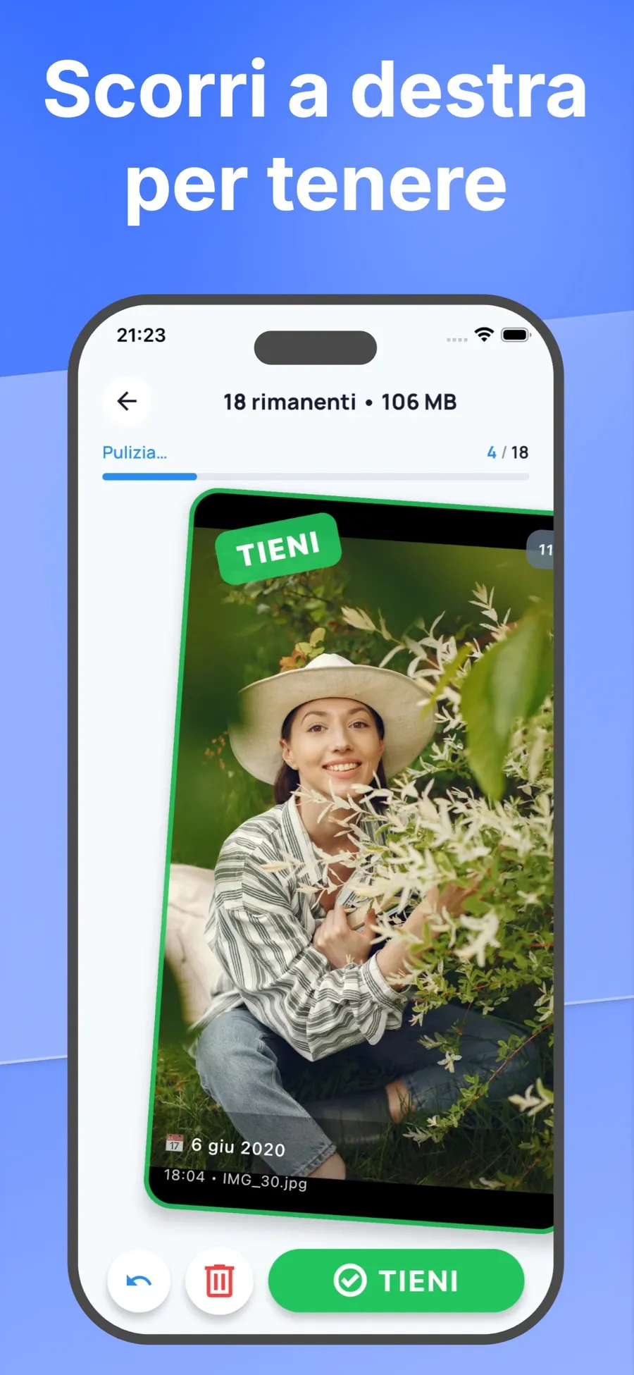 Schermata di swipe con una foto inclinata verso destra sotto il timbro Tieni.